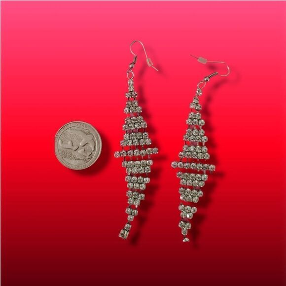 Crystal Drop Earrings for Pierced Ears NWOT Never Worn After Five Look - Picture 2 of 4